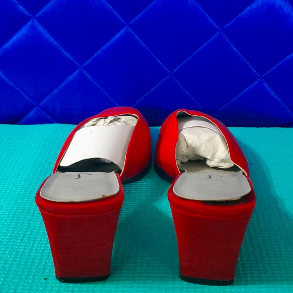 Open Back Sandals - Picture 3 of 4